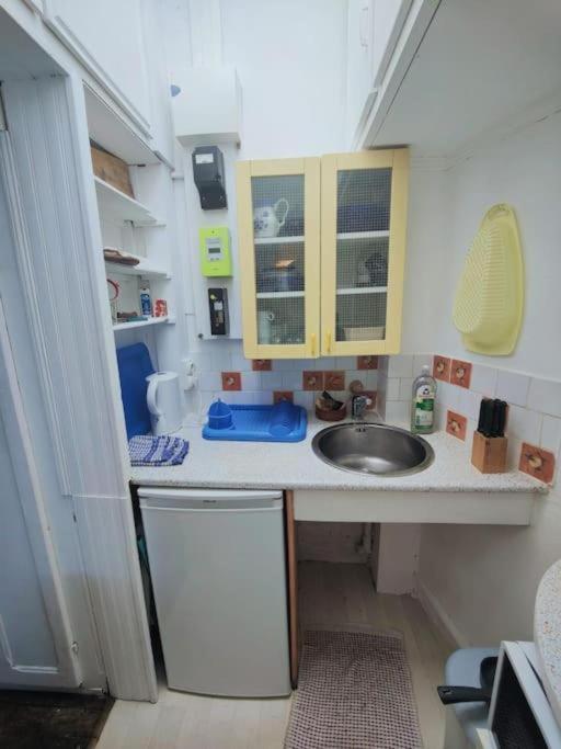 A Proche Parc Des Expositions Appartement *